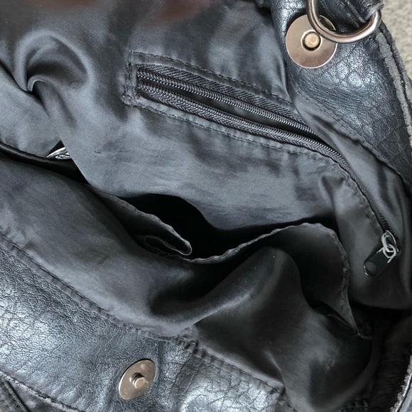 H&M Bucket Bag - Picture 3 of 3